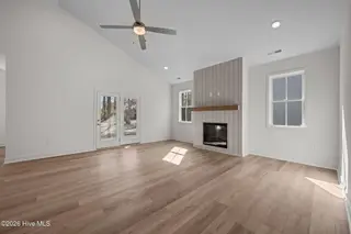 1214 Petite Terre Court, New Bern, NC 28560 – photo 8: 23-web-or-mls-DSC_8066