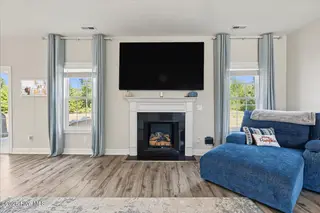 12 N Ardsley Lane, Rocky Point, NC 28457 — 5-bedroom home in Wylie Branch, Rocky Point, NC, photo 16 of 49: 12 N Ardsley Lane