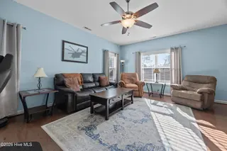 752 Chadwick Shores Drive, Sneads Ferry, NC 28460 – photo 13: 24_living room