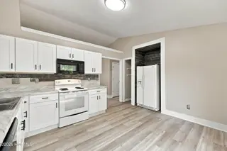 262 S Creek Drive, Jacksonville, NC 28540 — 3-bedroom home in South Creek, Jacksonville, NC, photo 17 of 56: 16-web-or-mls-IMG_3120
