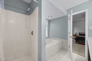 400 Carolina Pines Boulevard, New Bern, NC 28560 – photo 19: Spacious Shower And Bath