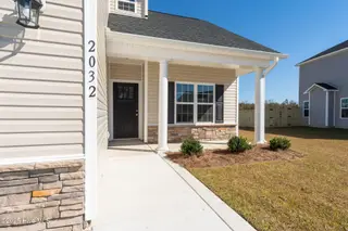 2032 Bluewater Boulevard, New Bern, NC 28562 – photo 5: 2032 Bluewater blvd-5