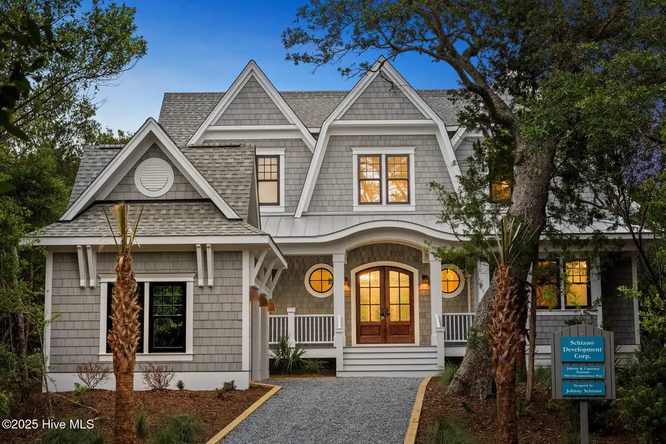 546 Chicamacomico Way, Bald Head Island, NC 28461 – photo 1 of 75: 066_546_chicamacomico_way-66_83