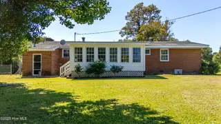 2596 Cedar Island Road, Cedar Island, NC 28520 — 3-bedroom home, Cedar Island, NC, photo 5 of 27: 2596 CEDAR ISLAND ROAD (5)