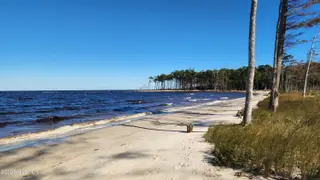 112 1 Sandy Point Drive, Beaufort, NC 28516 – photo 17: 20241018_143259