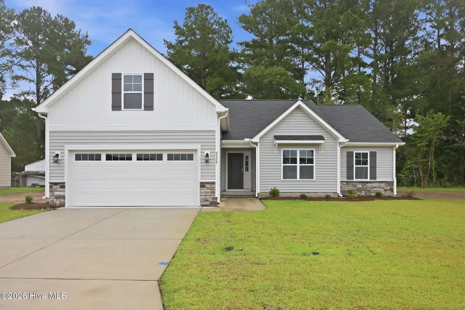 2325 Rhinestone Drive, Winterville, NC 28590 – photo 1 of 42: 1-web-or-mls-IMG_5308