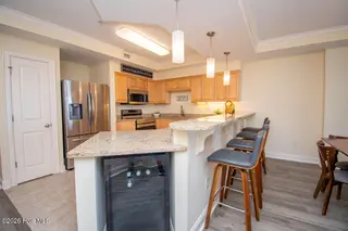 1550 Salter Path Road 606, Indian Beach, NC 28512 – photo 10: Kitchen/Bar