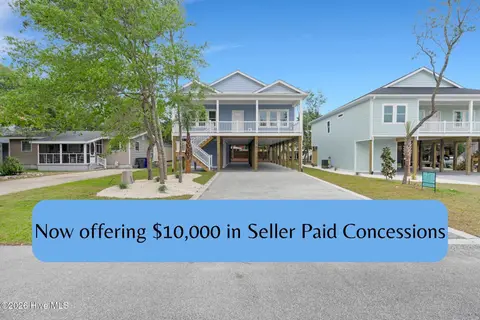 152 NE 1st Street, Oak Island