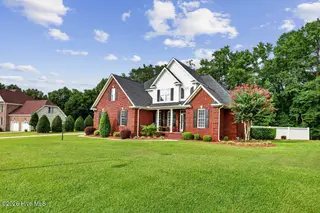 314 Clay Brook Drive, Goldsboro, NC 27530 – photo 5: 314 Clay Brook Dr-5