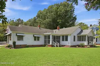 525 E 2nd Street A&B, Washington, NC 27889 – photo 3: 3-web-or-mls-IMG_8060_edit