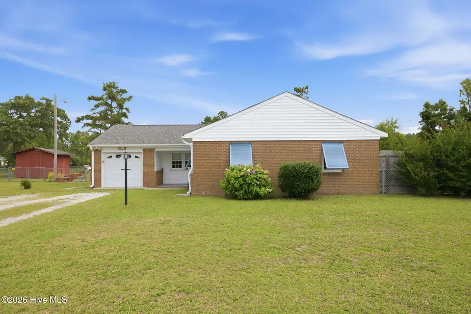 712 James Drive, Newport, NC 28570 – photo 1 of 48: 2-web-or-mls-590A1242 - Copy - Copy
