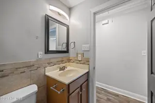 120 Princeton Drive, Jacksonville, NC 28546 – photo 19: Full Bath