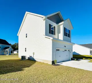 810 Hidden Bridge Drive, Jacksonville, NC 28546 – photo 3: IMG-3699-jpg