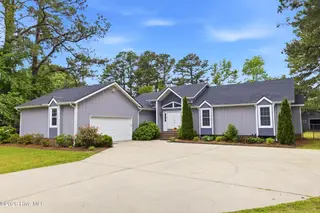 104 Inlet Drive, Elizabeth City, NC 27909 – photo 1: 4_104_inlet_dr_e_city_029