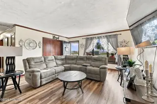 407 Driftwood Drive, Elizabeth City, NC 27909 – photo 12: 23-web-or-mls-023-7x2a4232-jpg