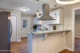 1090 W Maine Avenue, Southern Pines, NC 28387 – photo 7: Post 20250109 1090 W Main Ave 007