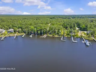 5202 Bucco Reef Road, New Bern, NC 28560 – photo 2: 5202 Bucco Reef Road