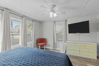 223 Pettiford Road, Peletier, NC 28584 — 3-bedroom manufactured home in Pettiford Point, Peletier, NC, photo 5 of 34: 25-web-or-mls-1S3A9846