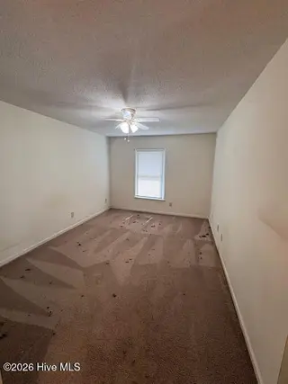 143 W Victoria Court, Greenville, NC 27834 – photo 6: IMG_4325