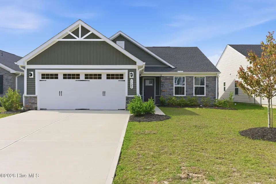 1123 Middle Crest Drive NE, Bolivia, NC 28422 – photo 1 of 53: 2-web-or-mls-dsc06633