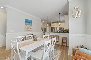 704 Ocean Boulevard 2, Carolina Beach, NC 28428 – photo 20: Dining & kitchen