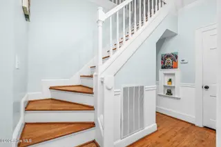 313 S Howard Circle, Tarboro, NC 27886 – photo 24: Stariway in Hallway