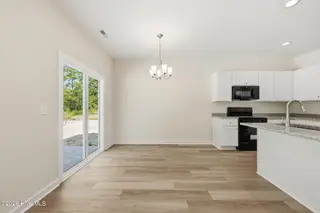 104 Palm Circle, Havelock, NC 28532 – photo 6: 30-web-or-mls-DSC_0423