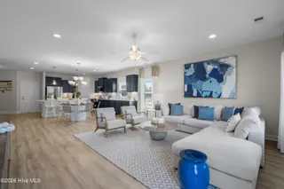 136a Arnette Drive SW 17a, Ocean Isle Beach, NC 28469 – photo 14: Fam rm
