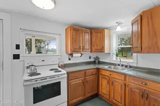 3763 Bell Williams Road, Currie, NC 28435 – photo 10: 28_kitchen