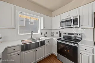 1420 S Shore Drive, Surf City, NC 28445 – photo 20: 12-web-or-mls-1420 S Shore Dr. 24