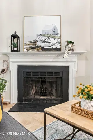 2704 Manor Court, Wilmington, NC 28405 – photo 5: 005_2704_manor_court_wilmington-5_621