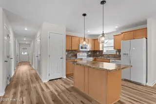 138 NE 74th Street, Oak Island, NC 28465 — 3-bedroom home, Oak Island, NC, photo 18 of 44