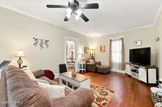 1410 Rhem Avenue, New Bern, NC 28560 – photo 13: 40-web-or-mls-0C0A9310_Edit