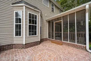 403 Country Club Drive, Jacksonville, NC 28546 – photo 12: 12-web-or-mls-10