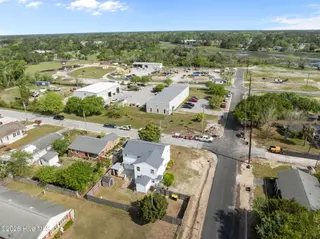 2501 Avery Street, Morehead City, NC 28557 – photo 16: 16-web-or-mls-2501 Avery St 016