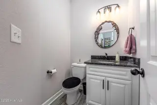456 Pointe Vista Drive, Elizabeth City, NC 27909 – photo 23: 29-456 Pointe Vista - Bathroom-4