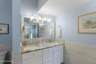 545 Salter Path Road B-3 Ocean Grove, Pine Knoll Shores, NC 28512 – photo 20: Primary Bath