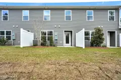 74 Cashmere Court Unit 13, Wilmington, NC 28411 — 3-bedroom townhome in Blake Farm, Wilmington, NC, photo 4 of 42: 68CashmereCourt-11