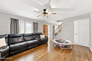 1700 Crescent Drive, Elizabeth City, NC 27909 – photo 15: Living Room