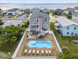 192 Ocean Boulevard W, Holden Beach, NC 28462 – photo 7: 192 Ocean Boulevard W