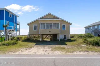 2011 W Beach Drive, Oak Island, NC 28465 – photo 4: 4-web-or-mls-BTS00077