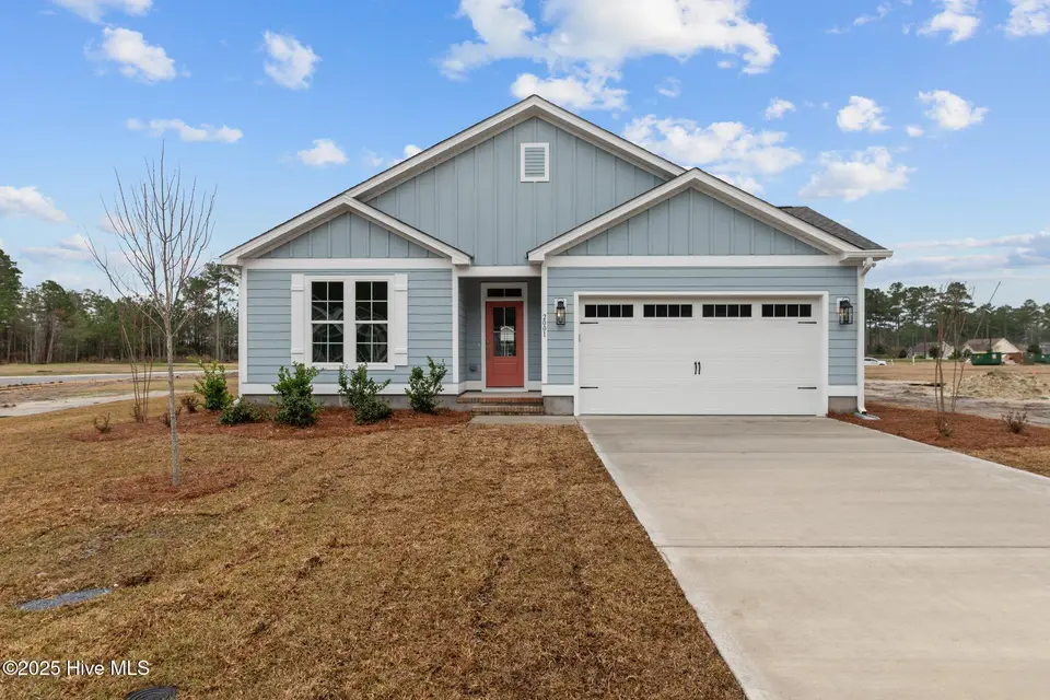 2001 Brighton Drive, New Bern, NC 28562 – photo 1 of 53: 2001 Brighton