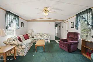 178 Cedarwood Drive, Swansboro, NC 28584 – photo 6: 6-web-or-mls-174-Cedarwood-6-29-26-005