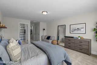 136a Arnette Drive SW 17a, Ocean Isle Beach, NC 28469 – photo 23: upper lvl BR
