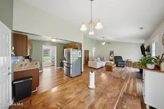 102 Laredo Drive, Jacksonville, NC 28540 – photo 15