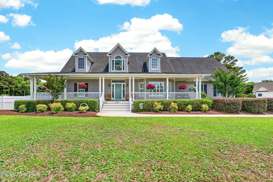 265 Yacht Club Drive, Newport, NC 28570 – photo 1 of 67: 02
