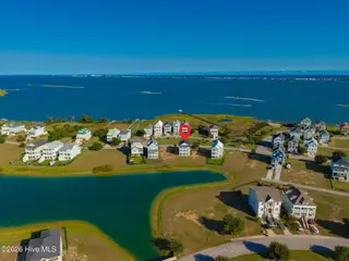 742 Cannonsgate Drive, Newport, NC 28570 – photo 2: 81-web-or-mls-chadwick-visuals-742-canno