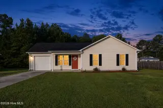 174 Ashbury Park Lane, Richlands, NC 28574 – photo 2