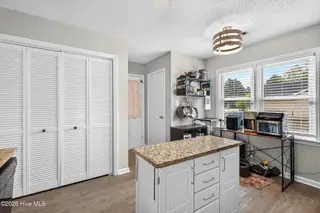 106 Quartz Drive, Jacksonville, NC 28540 — 4-bedroom home in Greystone, Jacksonville, NC, photo 15 of 36