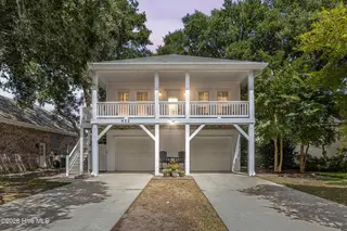 422 Settlers Lane, Kure Beach, NC 28449 – photo 2